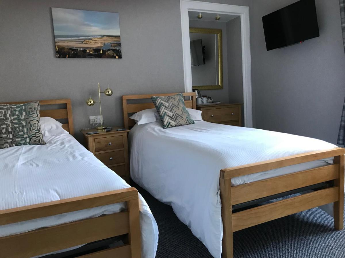 West End Guest House Elgin Buitenkant foto