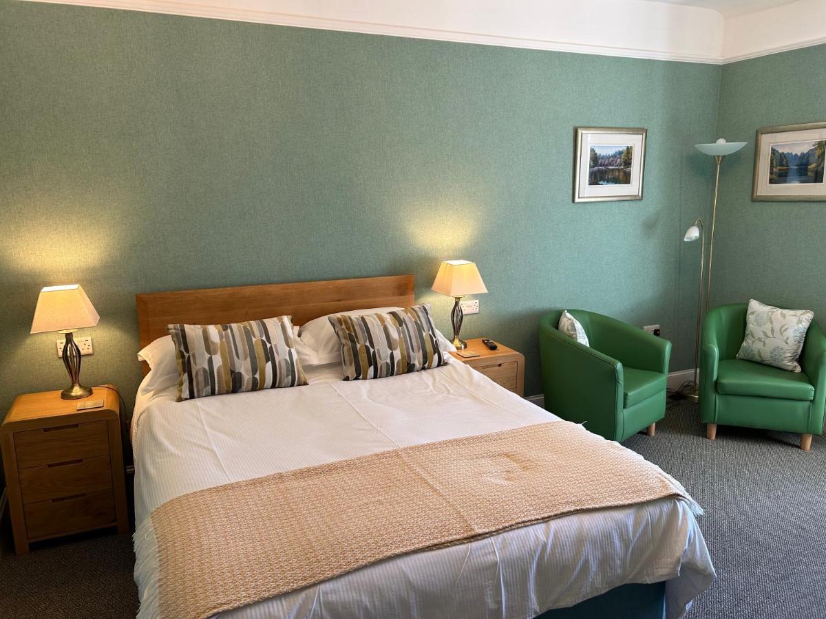 West End Guest House Elgin Buitenkant foto