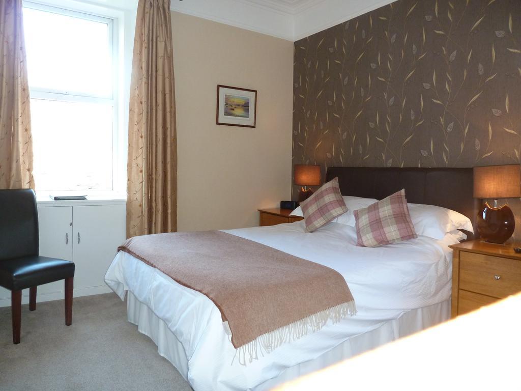 West End Guest House Elgin Buitenkant foto