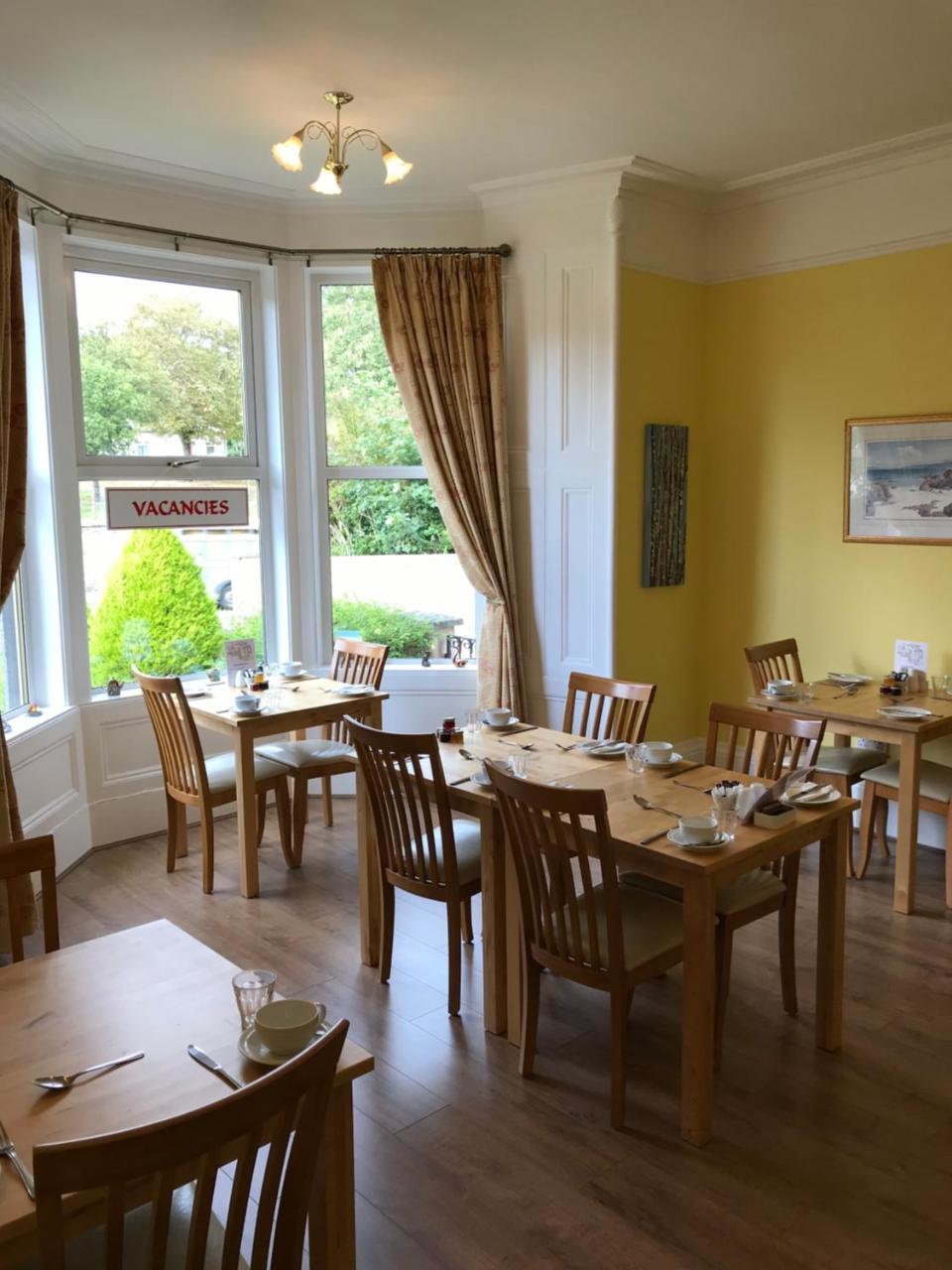 West End Guest House Elgin Buitenkant foto