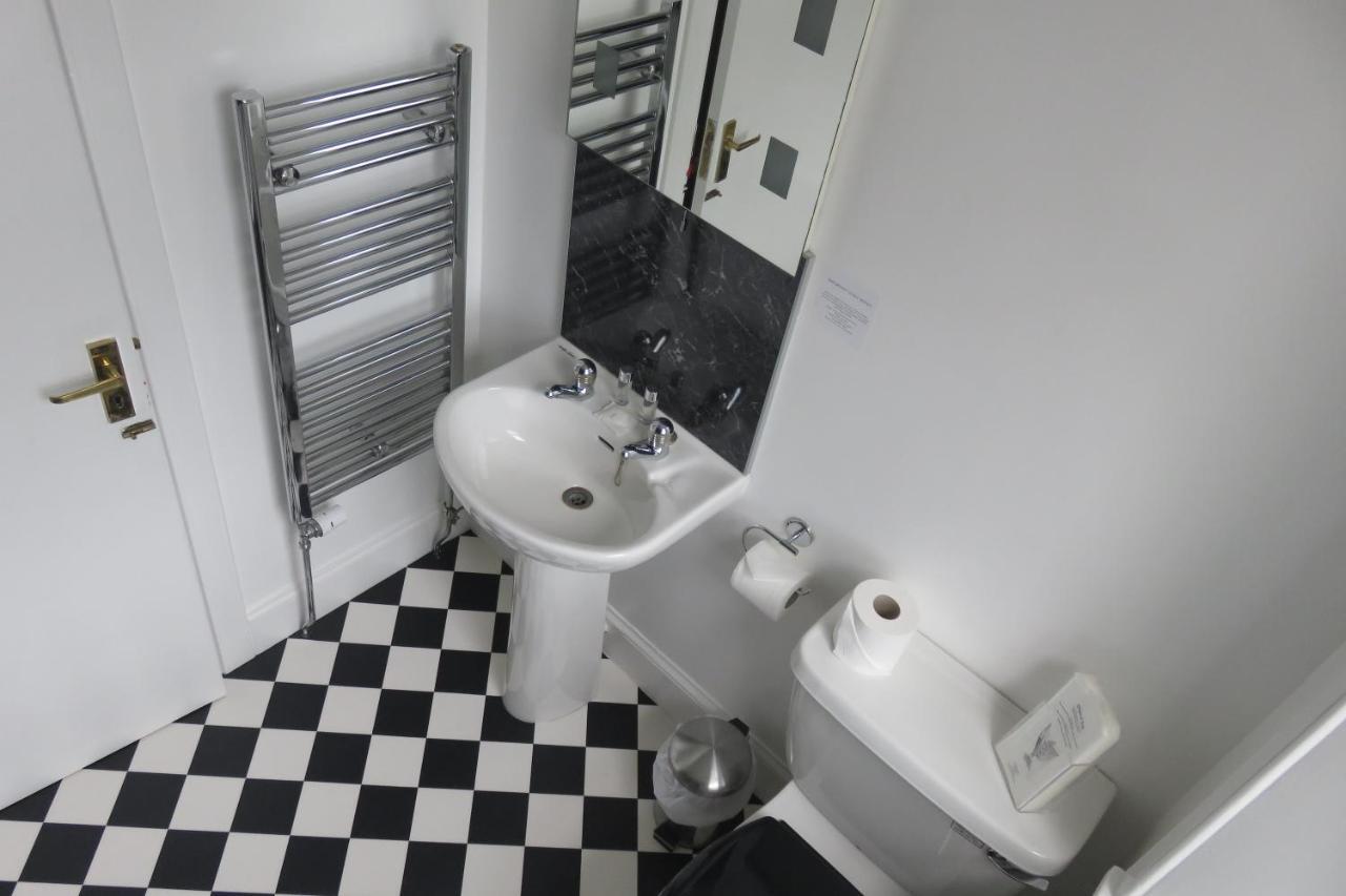 West End Guest House Elgin Buitenkant foto